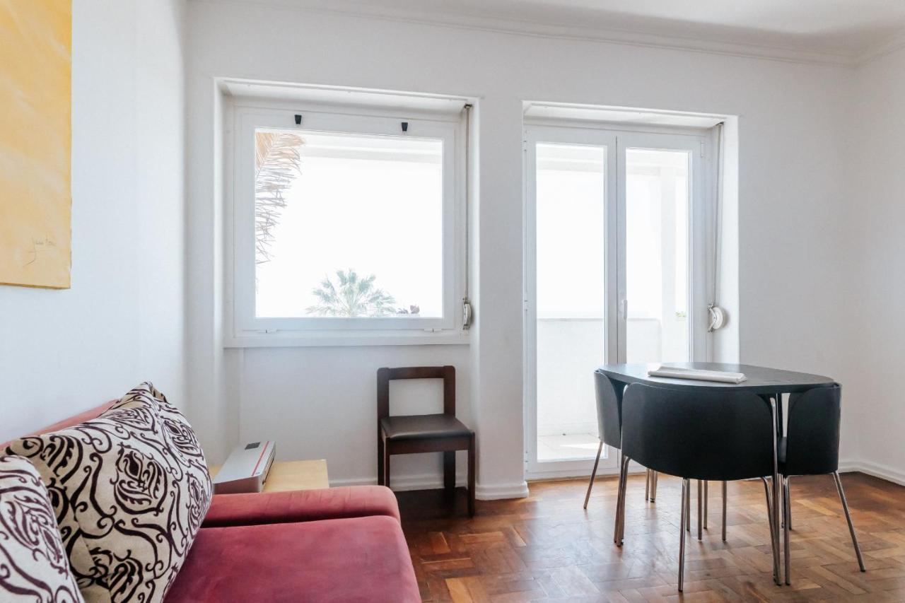 Cascais - Carcavelos Beach Apartment ภายนอก รูปภาพ